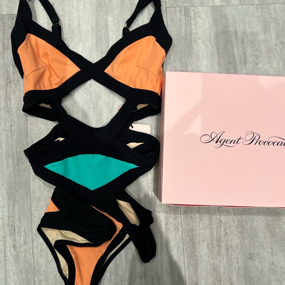 AGENT PROVOCATEUR MAZZY SWIMSUIT 4/L NEW!